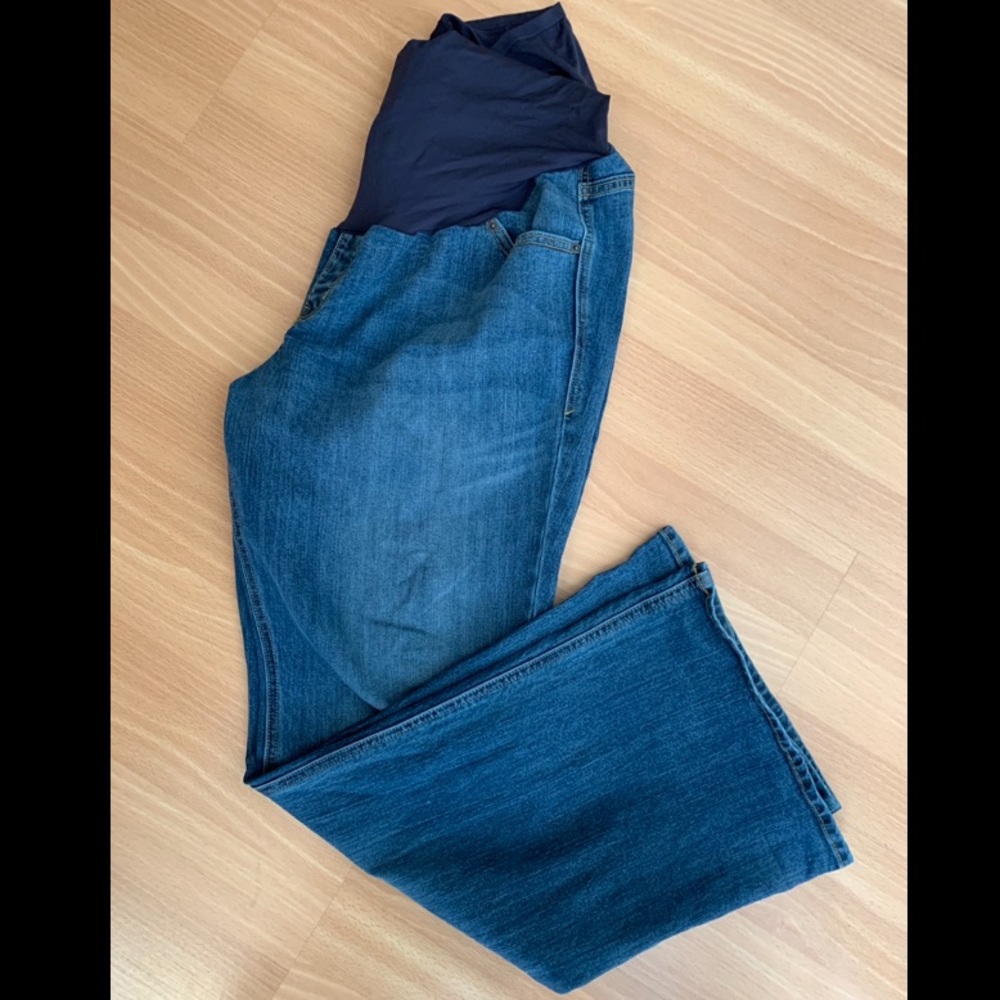 Old Navy Full Panel Flare Maternity Jeans